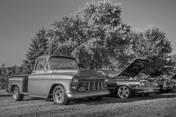 Tenue de soirée glamour à la française : le guide